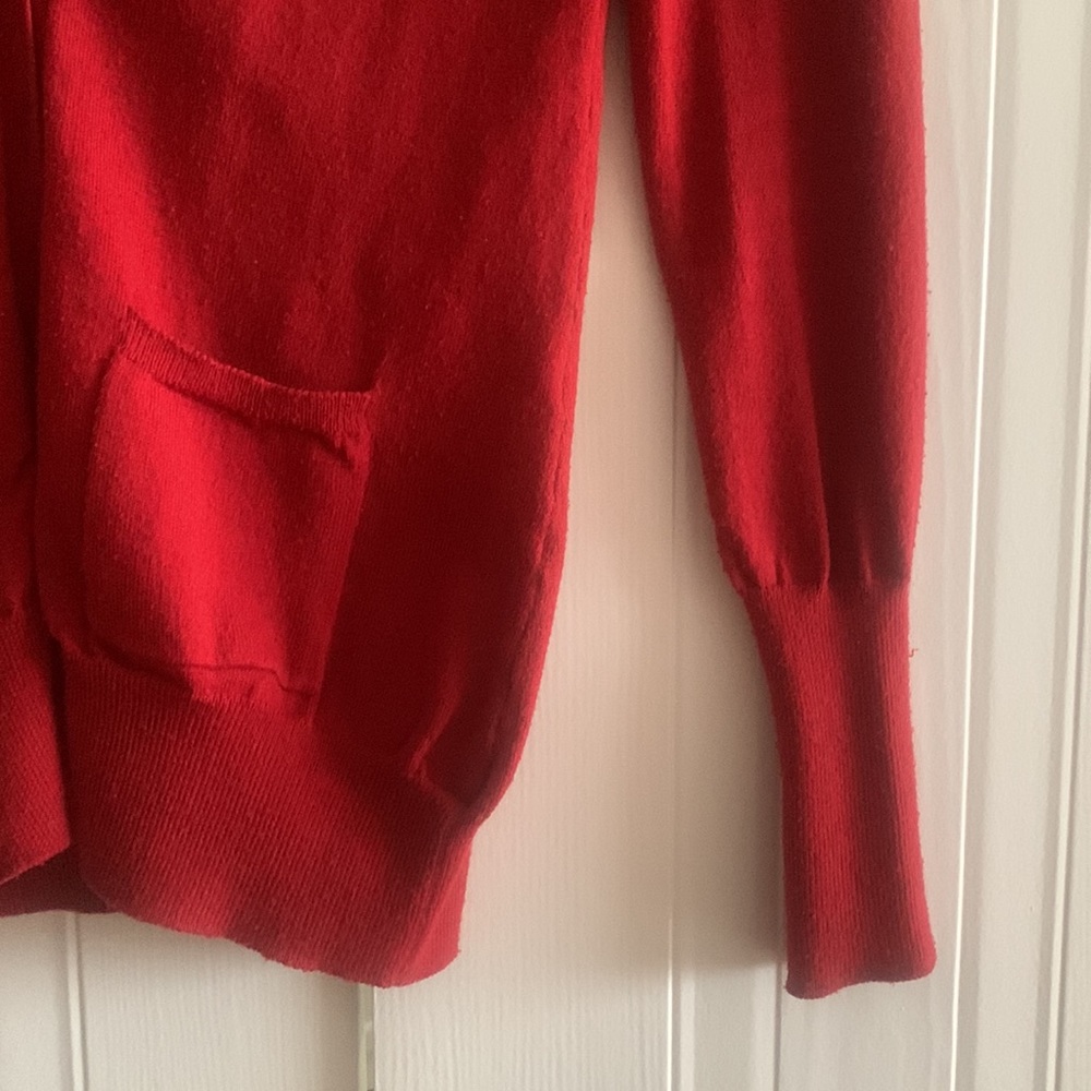 Red button up Link Cardigan - Picture 3 of 8